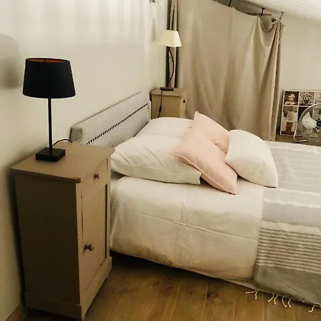 Ferme La Claviere, Maison De Lou Pitchoun 펜션 *
