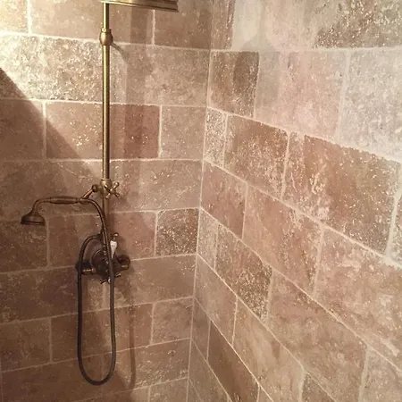 Ferme La Claviere, Maison De Lou Pitchoun