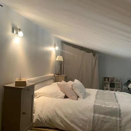 Ferme La Claviere, Maison De Lou Pitchoun 曼讷